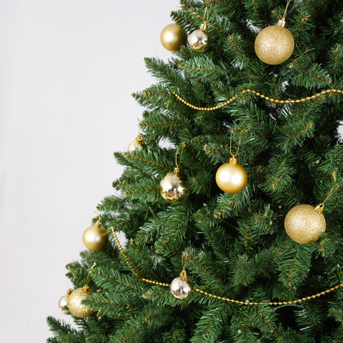 7.5FT Green Artificial Christmas Tree: 550 Warm White LED Lights, 1350 Realistic PVC &amp; Hard Needle Tips, Hinged Branches, Sturdy Metal Stand for Festive Holiday Home Decor