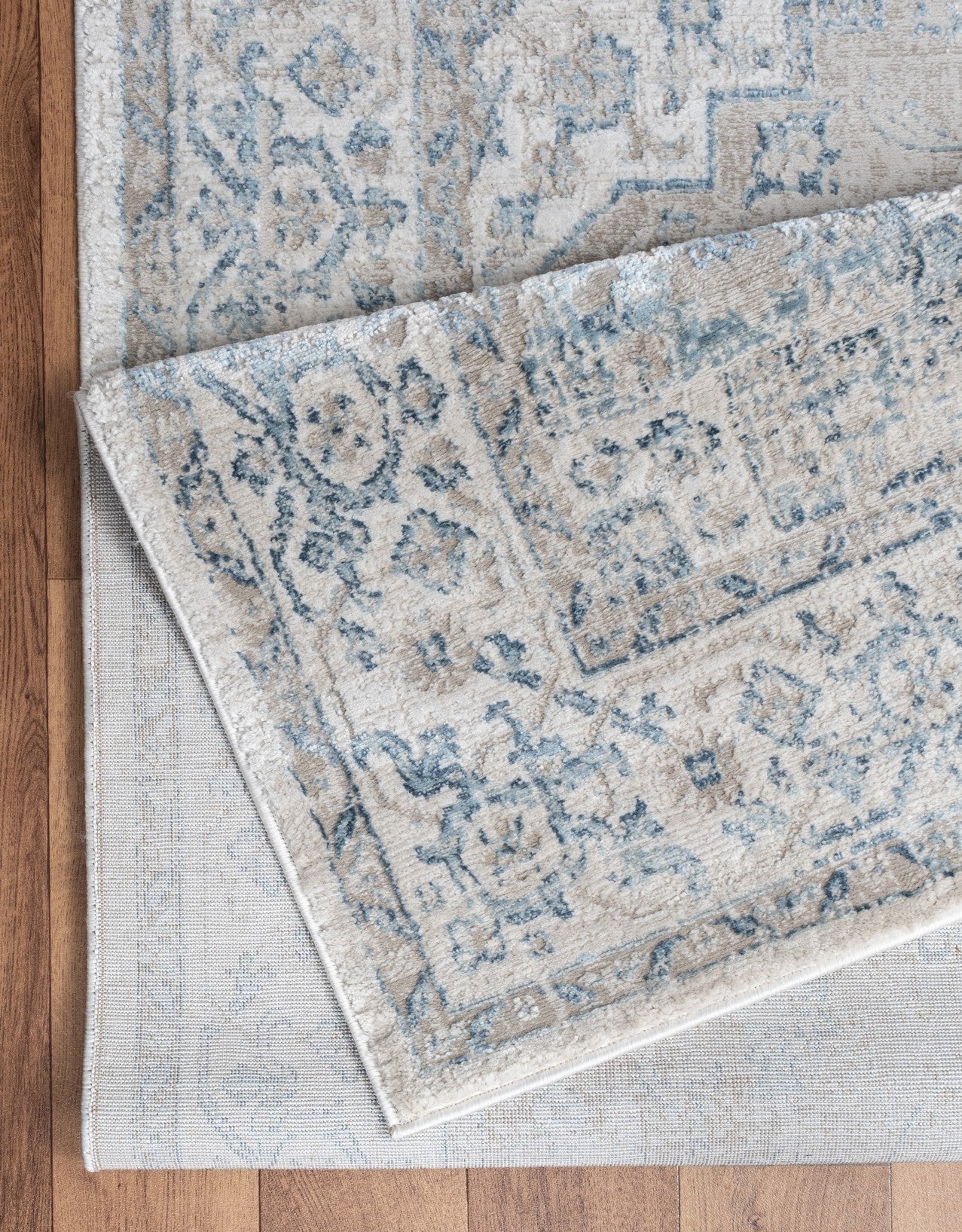 Noble GC_GEN7001 Ivory 5'3"x7'3" Polyester Area Rug - Soft, Stain-Resistant, Kid &amp; Pet Friendly, Traditional Medallion, Low Pile for Entryways &amp; High Traffic Areas, Made in Turkey