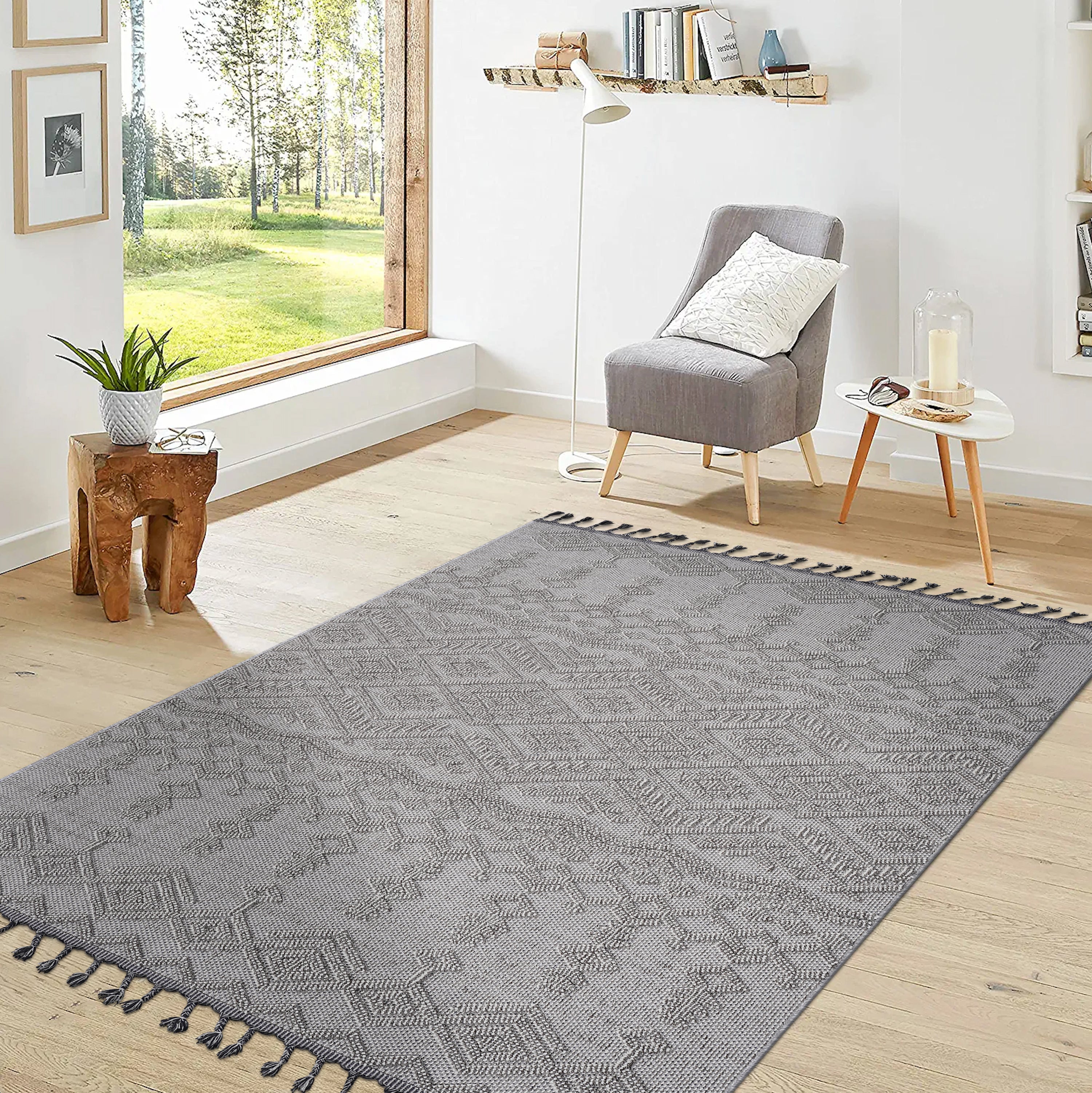 Guros Collection 4x6 White Traditional Area Rug | Stain-Resistant Polypropylene | Indoor/Outdoor | Kid & Pet-Friendly | Medium Pile | Turkey Made