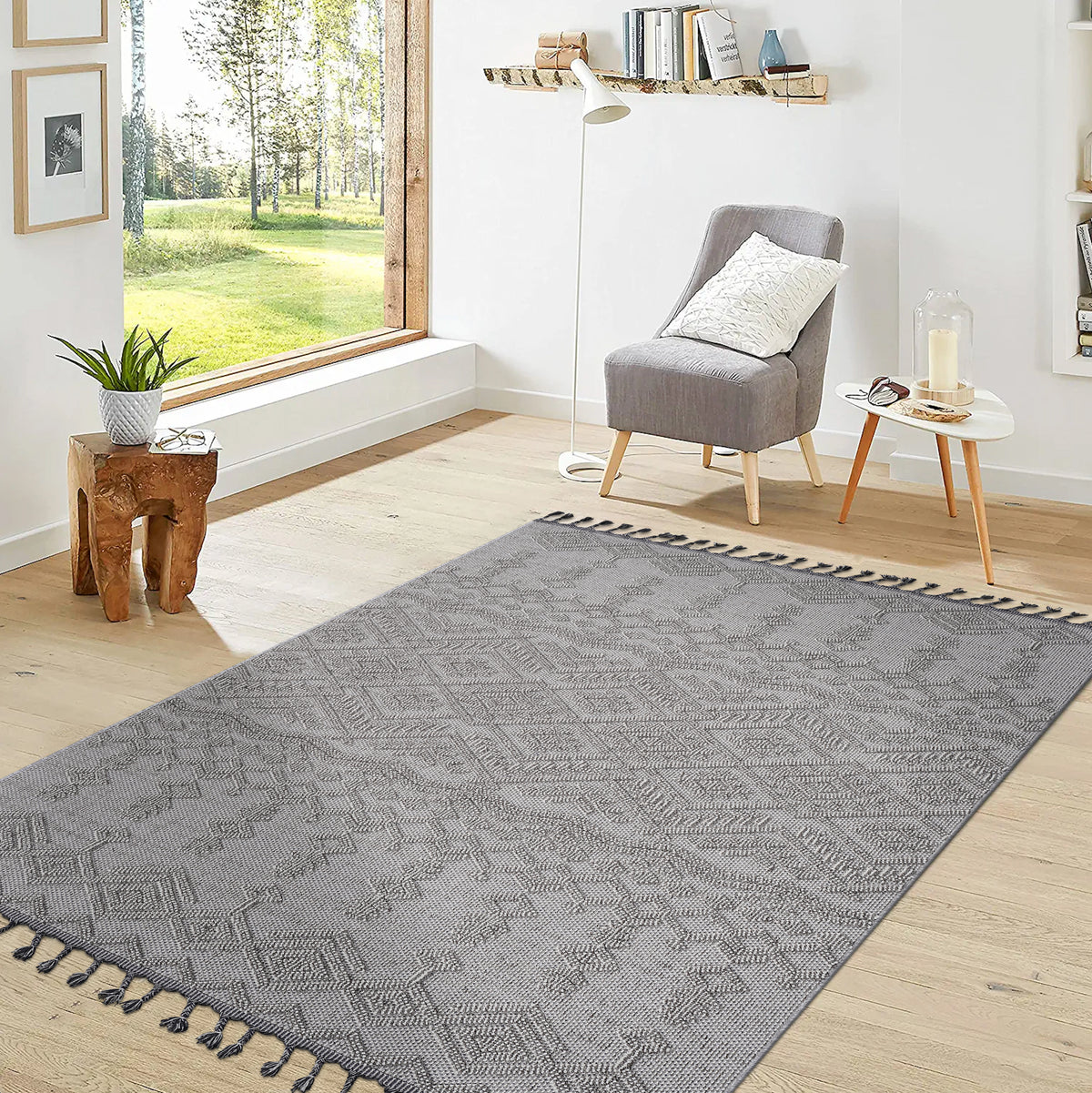 Guros Collection 6'x9' Traditional White Area Rug - Stain & Shed-Resistant Polypropylene for Indoor/Outdoor Living Rooms, Bedrooms, Entryways. Durable, Easy Care, Latex-Free Cotton Backing.