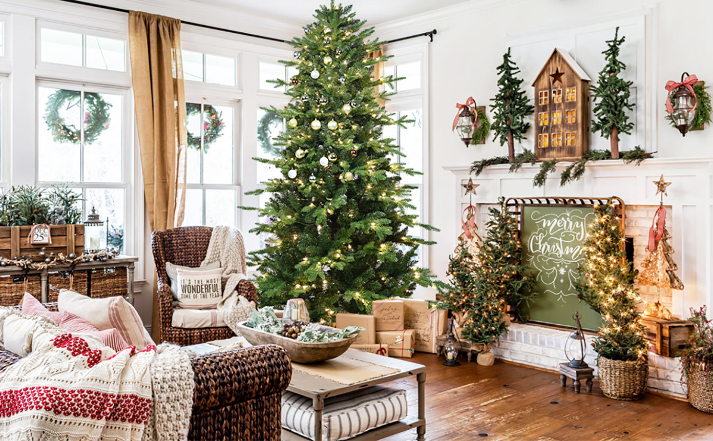 4FT Green PVC+PE Christmas Tree: 919 Realistic Tips, 150 Warm White UL Lights, Hinged Branches, Sturdy Metal Stand - Perfect for Festive Home Holiday Decor