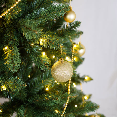 7.5FT Green Artificial Christmas Tree: 550 Warm White LED Lights, 1350 Realistic PVC &amp; Hard Needle Tips, Hinged Branches, Sturdy Metal Stand for Festive Holiday Home Decor