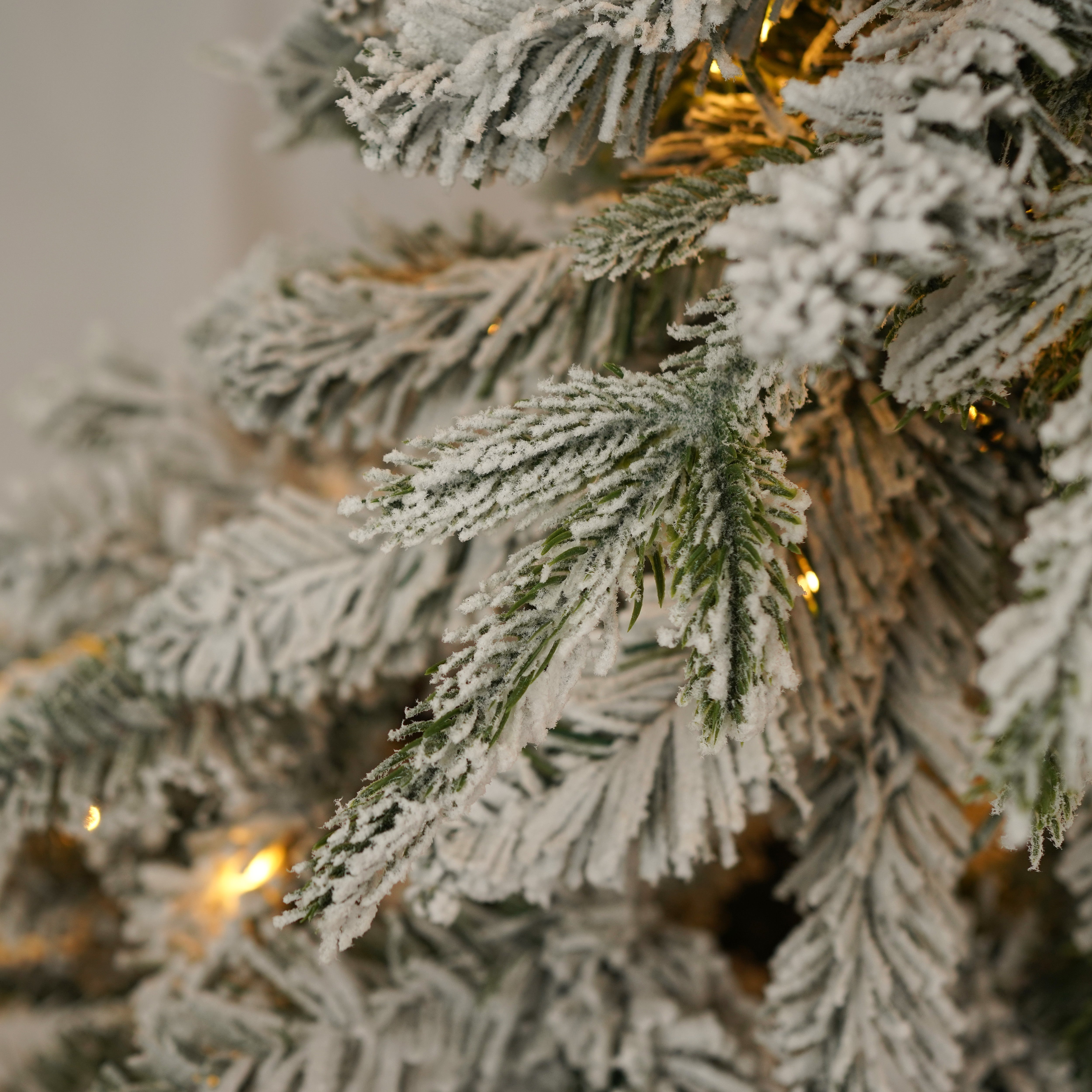 Pre-lit 4-Piece Christmas Tree Set: 4ft Artificial Tree, Wreath, Garland & 2 Entrance Trees with 330 Warm White LED Lights, Lush Green PVC Foliage for Festive Home & Office Decor