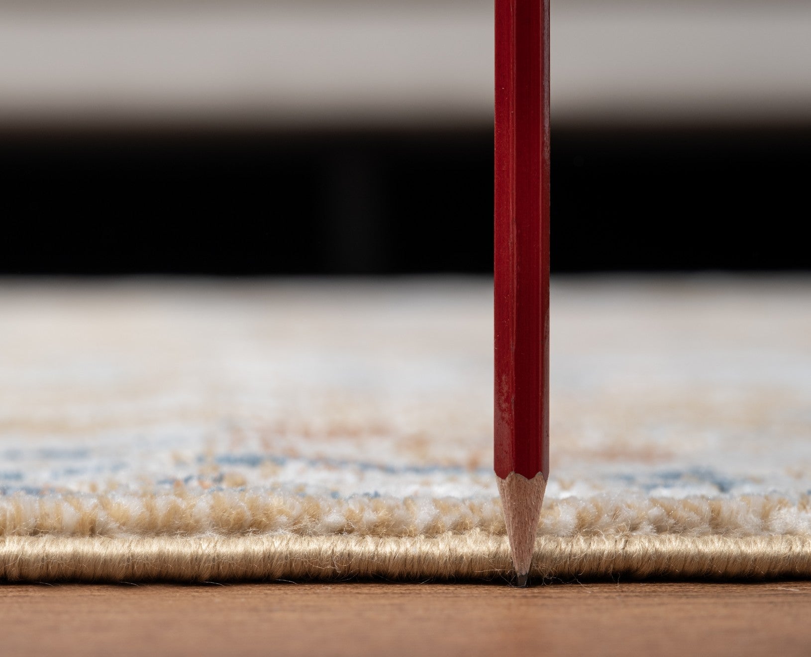 Noble GC_GEN7008 Gold 2x3 ft Area Rug - Soft Polyester Traditional Accent Mat, Stain-Resistant, Kid &amp; Pet Friendly, Low Pile, Made in Turkey