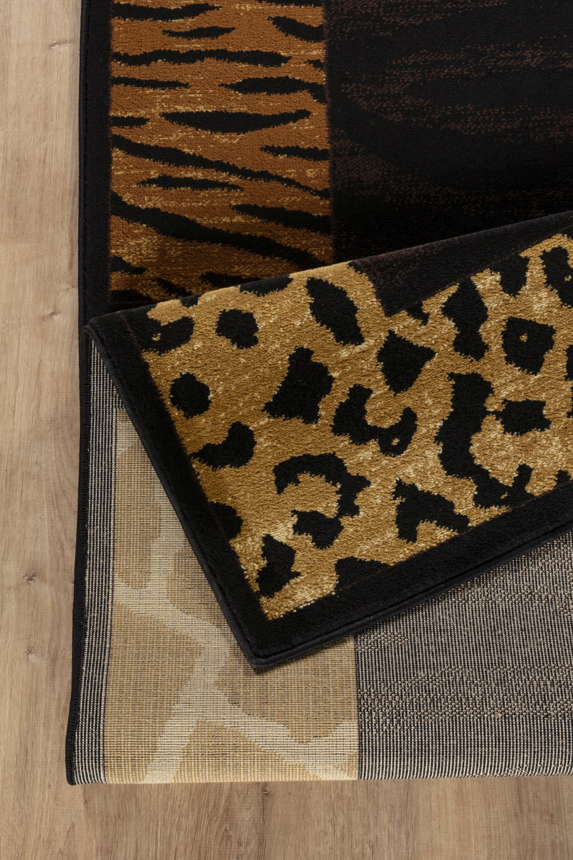 Tribes GC_YLS4013 Black Animal Print Runner Rug - 2'7" x 7'3" Machine-Made Polypropylene, 0.39" Pile for Entryway, Living Room, Rustic/Lodge Style, Stain-Resistant, Made in Turkey