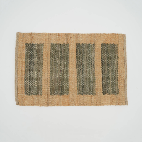 Spike 36"x24" Beige Scatter Rug - Soft Cotton Blend Accent Rug for Living Room, Bedroom, Entryway - Textured Fringed Home Decor, India