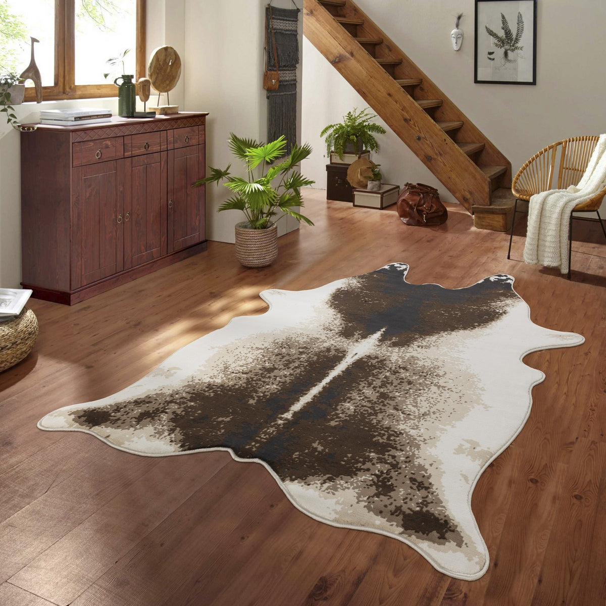 Brown &amp; Ivory Cowhide Style Area Rug - 5x7 ft Polyester Lodge/Farmhouse Machine-Made for Living Room, Bedroom, High Traffic Areas, Stain Resistant
