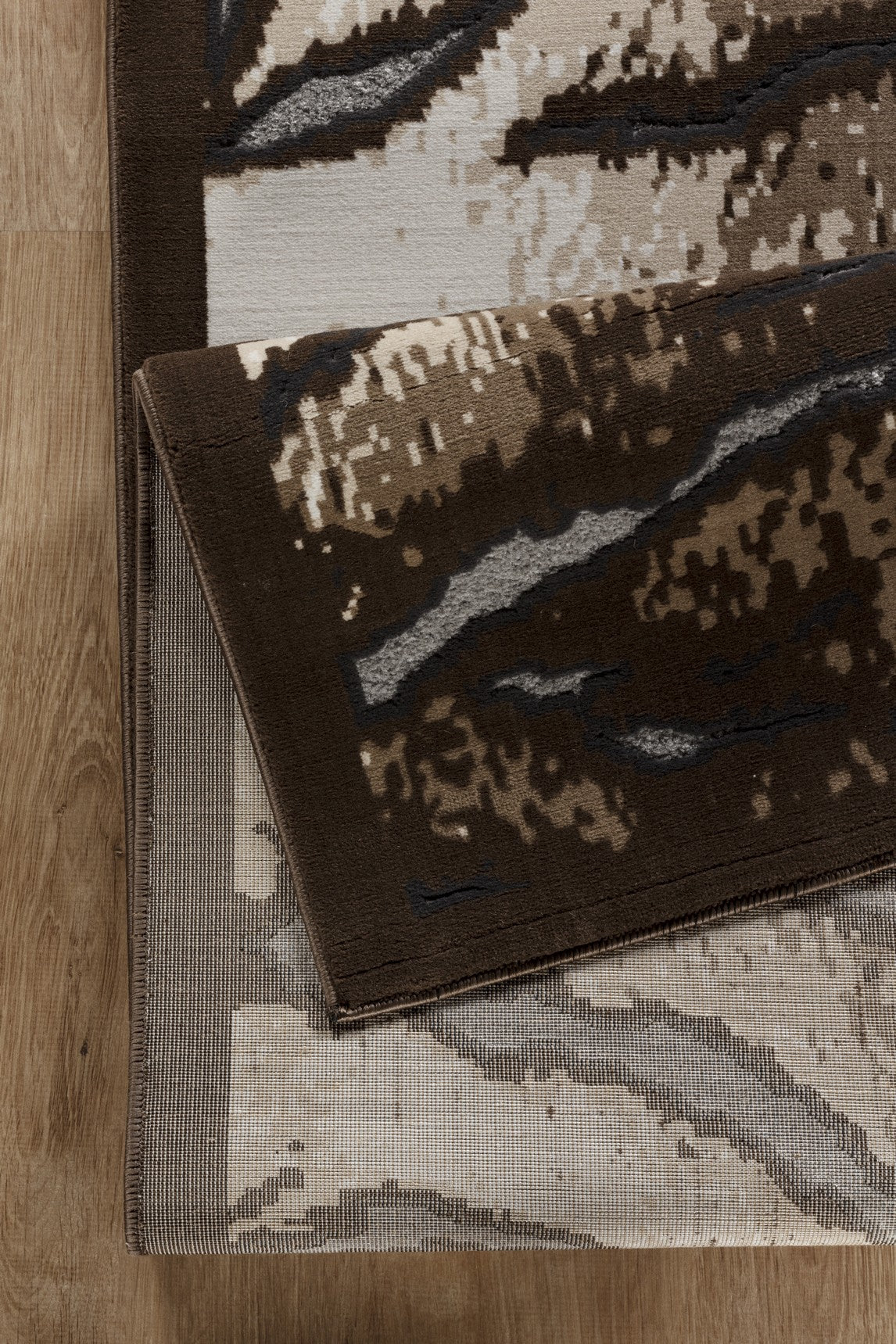 Rustic Brown &amp; Ivory Cowhide Area Rug - 7'10" x 10'3" | Realistic 3D Effect Polyester, Durable, Stain-Resistant | Farmhouse, Lodge Decor | Made in Turkey