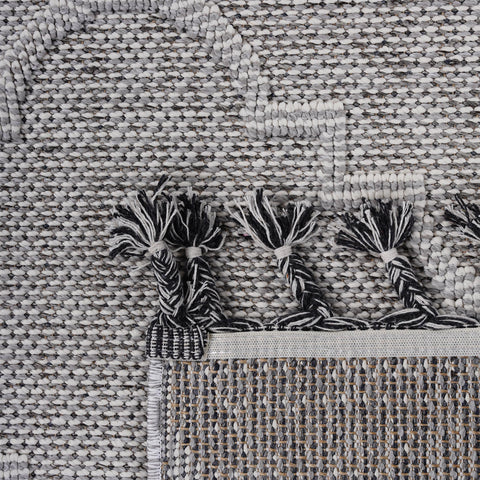 Guros Collection 8x10 Area Rug - Stain Resistant Polypropylene Trellis White & Grey Indoor/Outdoor Use, Durable Medium Pile for Living Room, Patio, Entryway, Easy Care