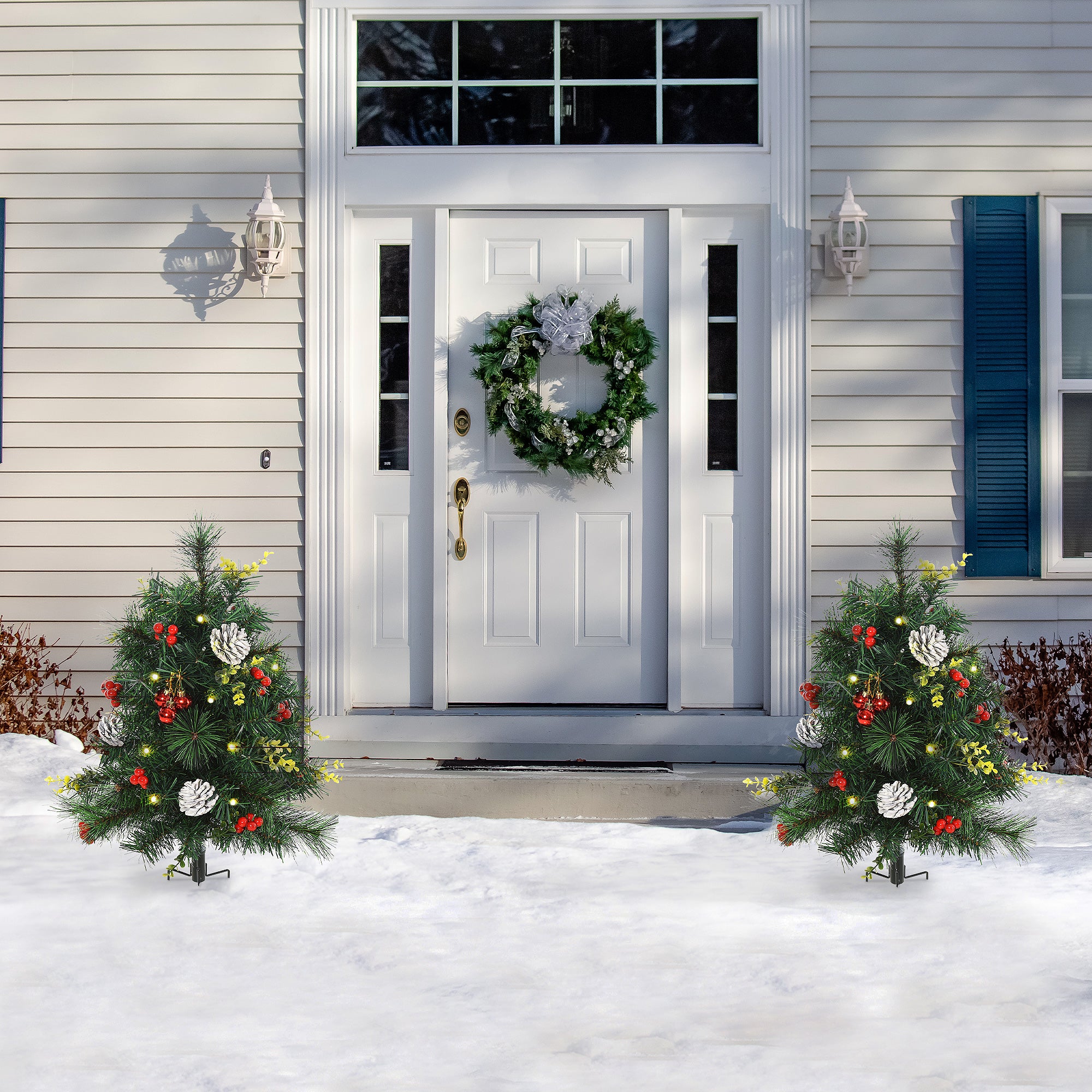 HOMCOM 2-Pack 22.5" Outdoor Pre-Lit Artificial Pine Christmas Trees, Cordless Warm White Lights, Berries &amp; Pinecones, Green Plastic, for Driveway/Front Door Decor