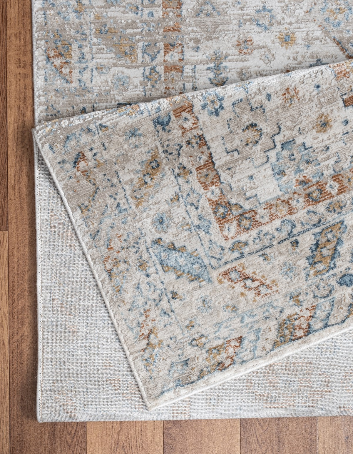 Noble GC_GEN7002 Ivory 5'3" x 7'3" Area Rug - 100% Polyester Medallion Pattern, Stain Resistant, Kid & Pet Friendly, Low Pile for Entryways & Living Rooms, Made in Turkey