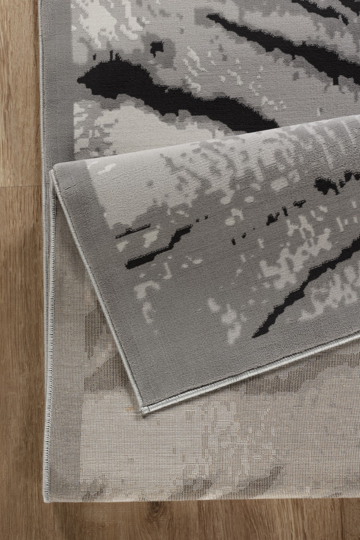 Rustic Gray Cowhide Area Rug | 5'3" x 7' | Realistic 3D Effect Polyester | Stain Resistant, Pet Friendly | Farmhouse, Lodge Decor | Machine-Made in Turkey