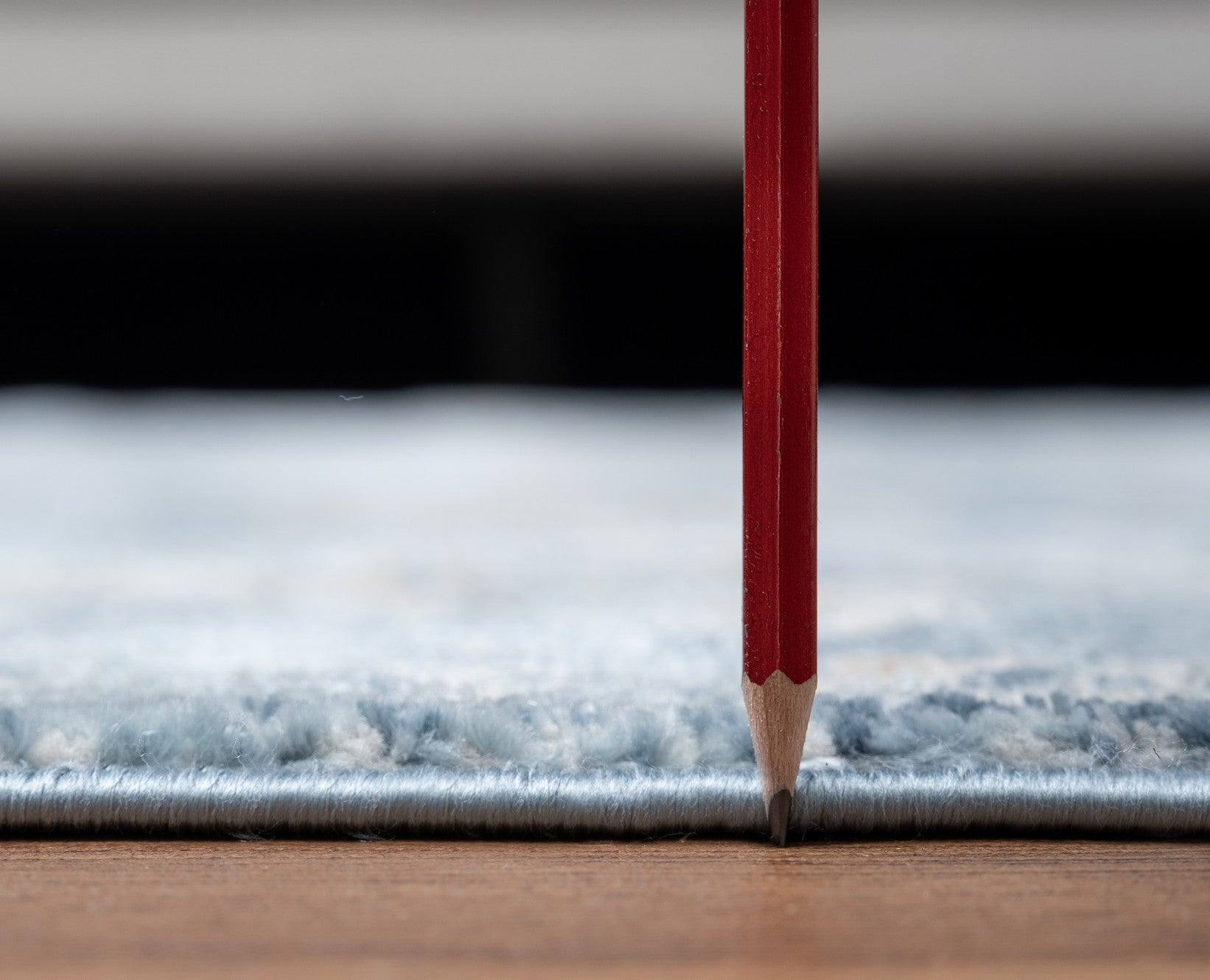 Noble GC_GEN7005 Navy Blue 2x3 ft Area Rug - 100% Polyester, Jute Backing, 0.31" Pile - Stain Resistant Accent Rug for Entryway, Living Room, High Traffic Areas, Home Decor, Made in Turkey