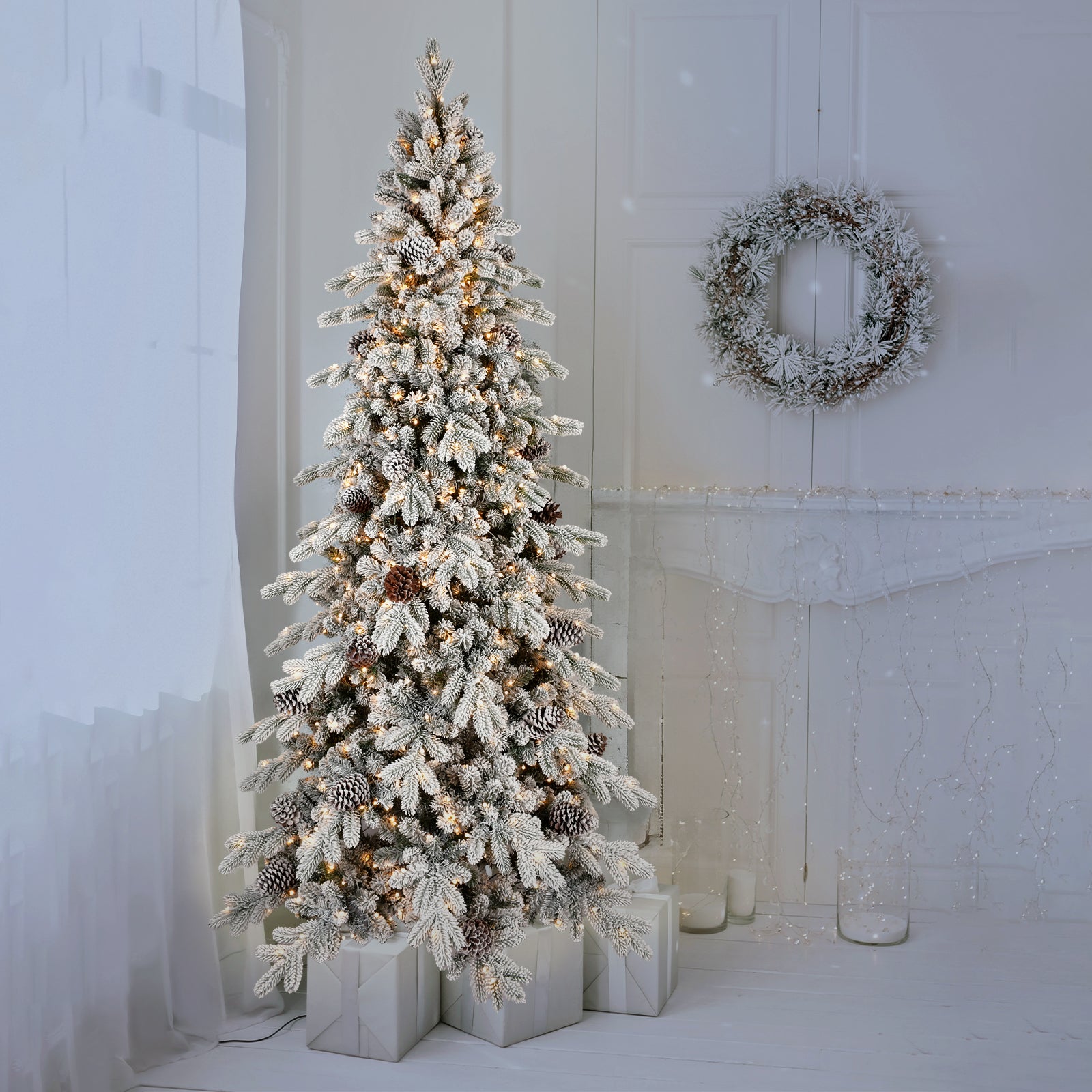 6FT Flocked Christmas Tree - 935 Tips, Snowy White &amp; Green PE/PVC Tree with 600 Warm White LEDs &amp; 31 Pine Cones. Hinged Branches, Metal Stand for Festive Home Decor