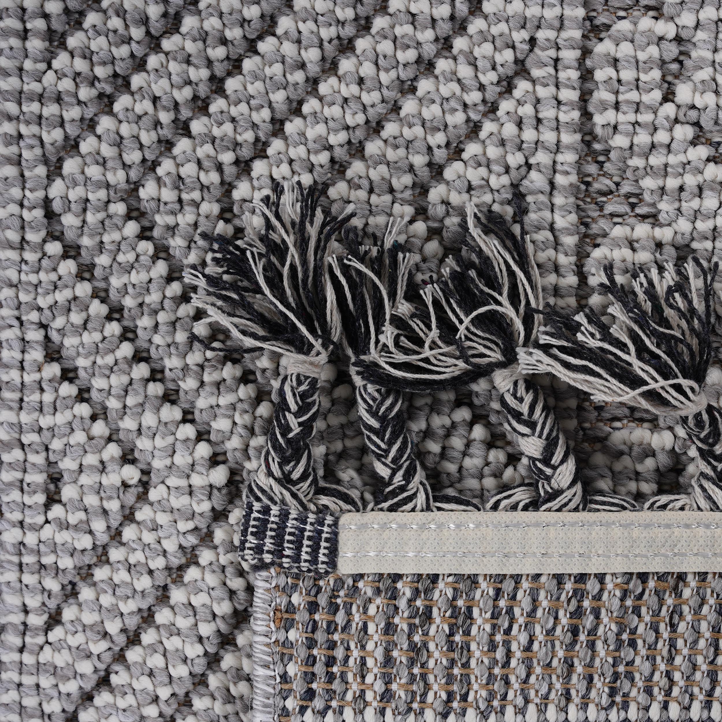 Guros Collection 5'x7' Geometric Indoor/Outdoor Area Rug - Stain-Resistant, Non-Shedding Polypropylene with Cotton Backing - Grey/White, Medium Pile - Perfect for Living Rooms, Entryways & High-Traffic Areas