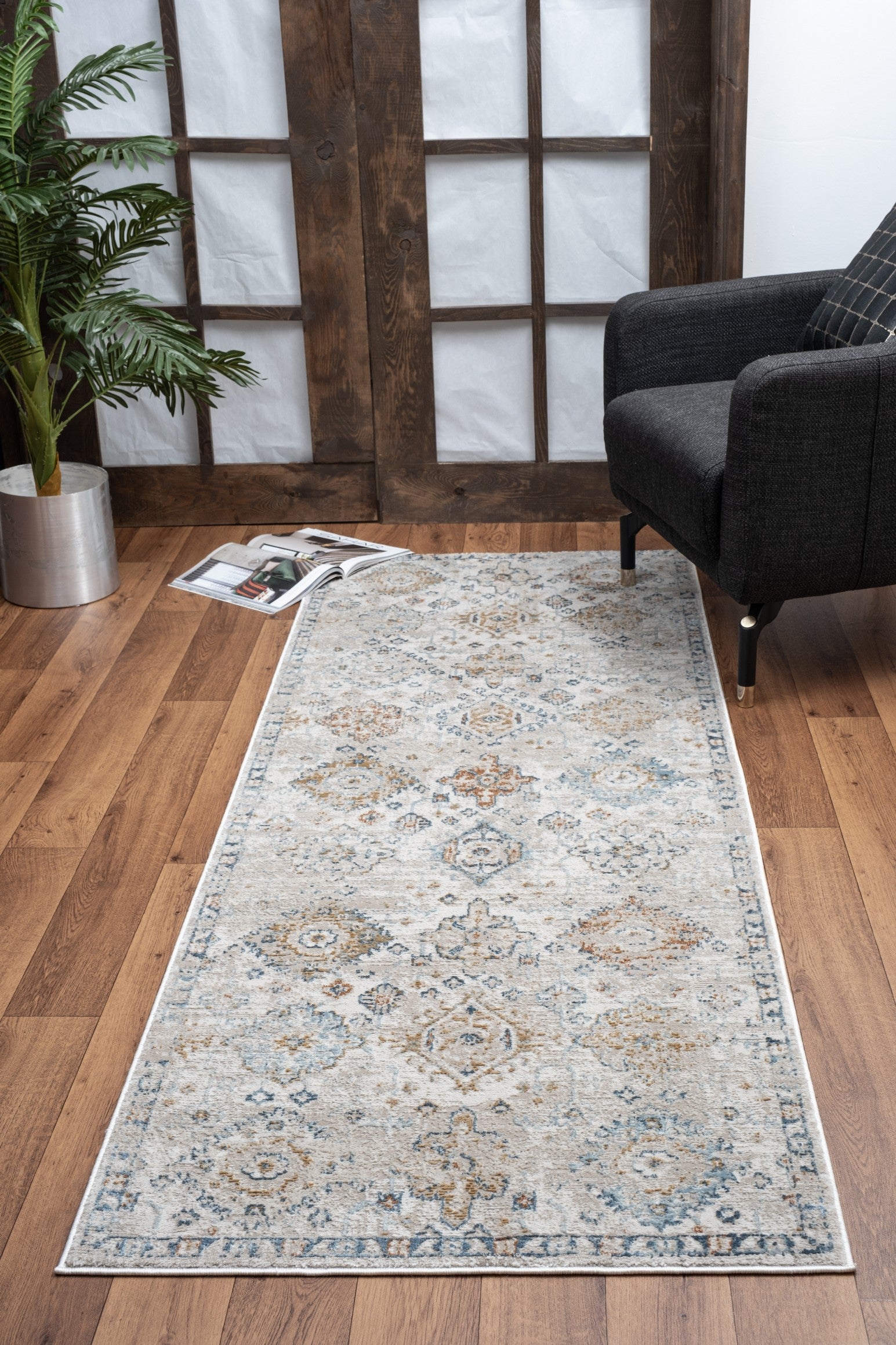 Noble GC_GEN7006 Ivory 2x3 ft Area Rug - Durable Polyester, Low Pile, Stain Resistant Accent Mat for Entryways, Hallways, High Traffic Areas. Made in Turkey