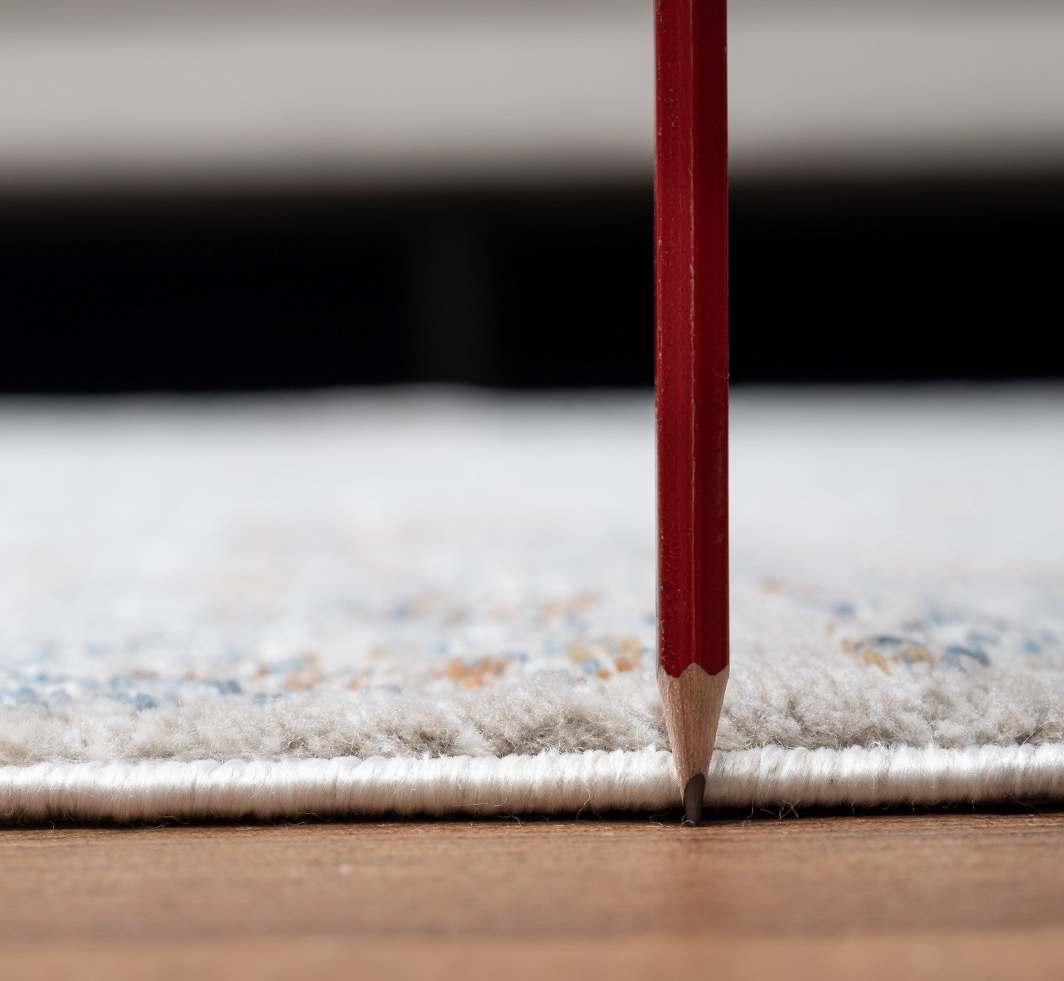 Noble GC_GEN7002 Ivory 2.6 ft x 7.2 ft Polyester Area Rug - Medallion Pattern, Stain-Resistant, Low Pile for Entryways &amp; High Traffic Areas, Made in Turkey