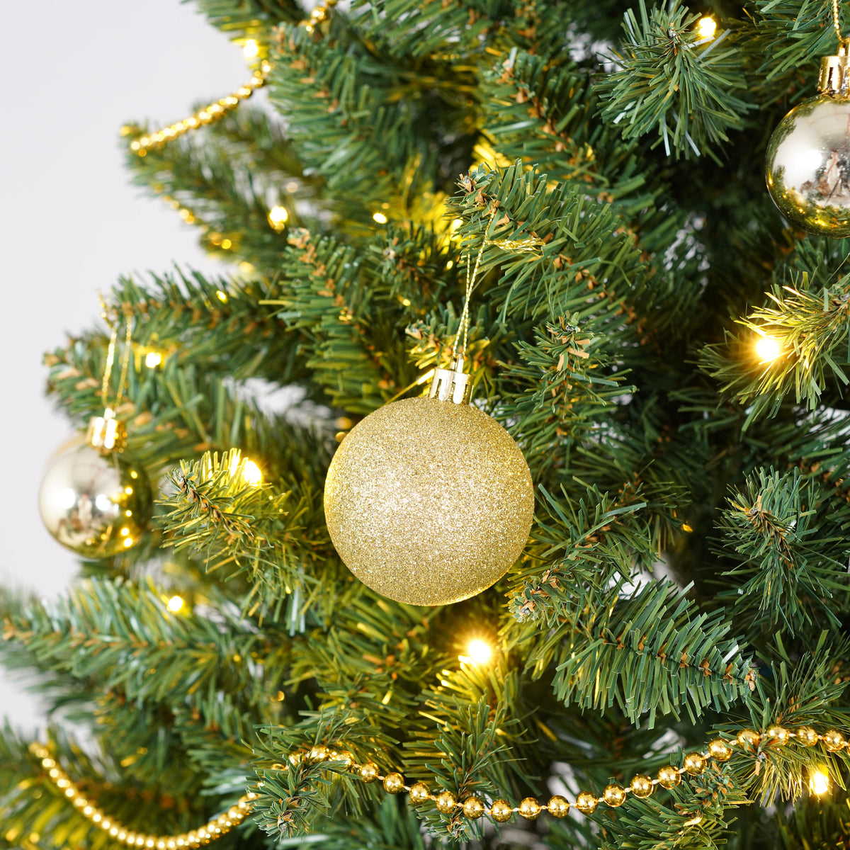 7.5FT Green Artificial Christmas Tree: 550 Warm White LED Lights, 1350 Realistic PVC &amp; Hard Needle Tips, Hinged Branches, Sturdy Metal Stand for Festive Holiday Home Decor